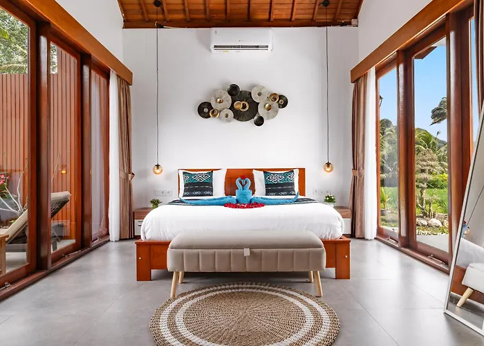 Mahaloka Villa *