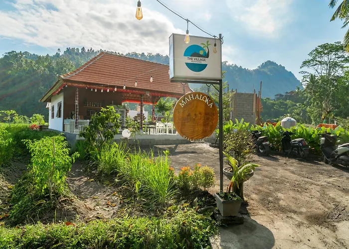 Mahaloka Villa *